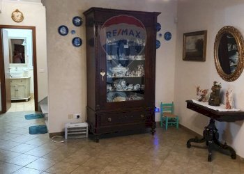 Hall / corridoio - Villa a Schiera VICO G, NATTA
 
10, Paterno - foto 7