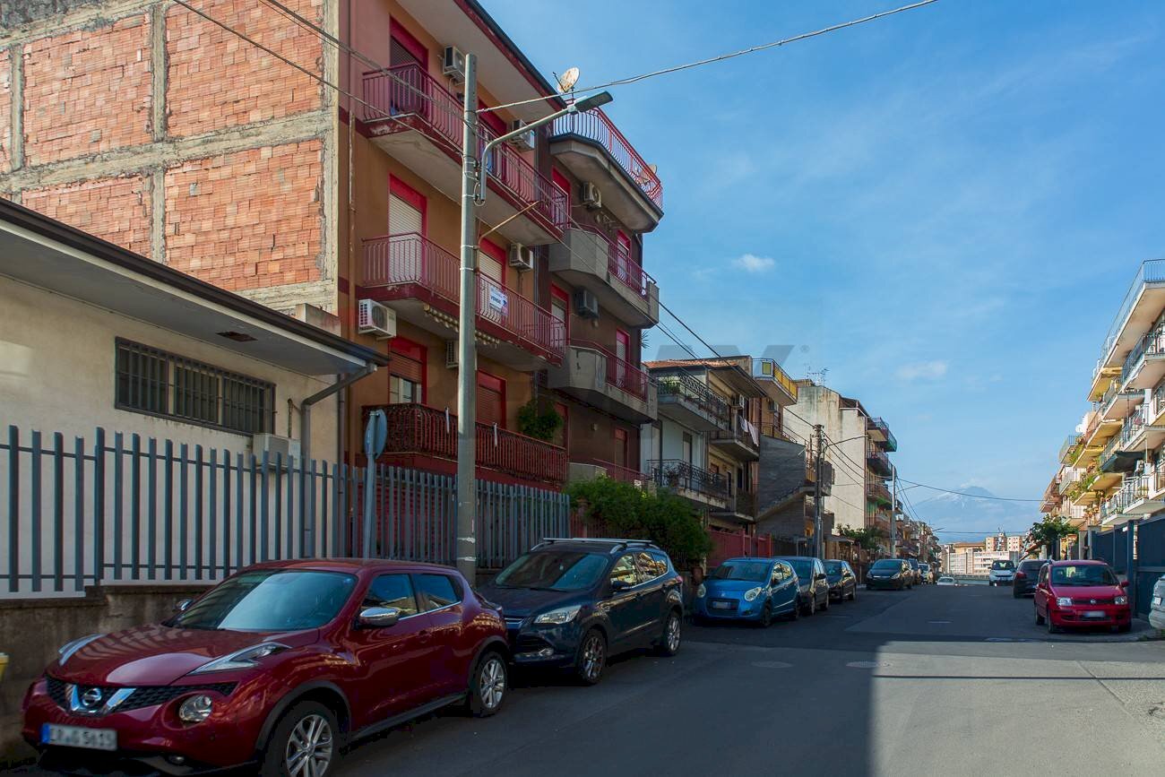 Edificio all\'aperto - Attico Via Vincenzo Zaccà
 
64, Catania - foto 3