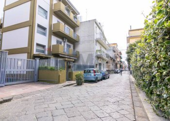 Edificio all\'aperto - Appartamento via Roma
 
364, Misterbianco - foto 9