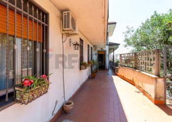 Terrazza - Casa semi indipendente Via del Canalicchio
1, Tremestieri Etneo - foto 9