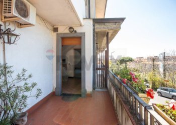 Balcone - Casa semi indipendente Via del Canalicchio
1, Tremestieri Etneo - foto 10