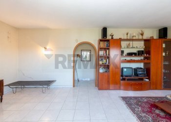 Soggiorno - Casa semi indipendente Via del Canalicchio
1, Tremestieri Etneo - foto 19