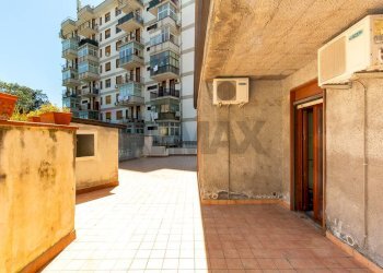 Terrazza - Casa semi indipendente Via del Canalicchio
1, Tremestieri Etneo - foto 26