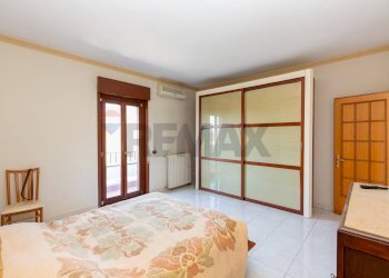 Camera / camera da letto - Casa semi indipendente Via del Canalicchio
1, Tremestieri Etneo - foto 37