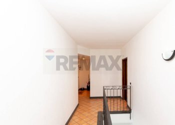 Hall / corridoio - Casa semi indipendente Via del Canalicchio
1, Tremestieri Etneo - foto 47