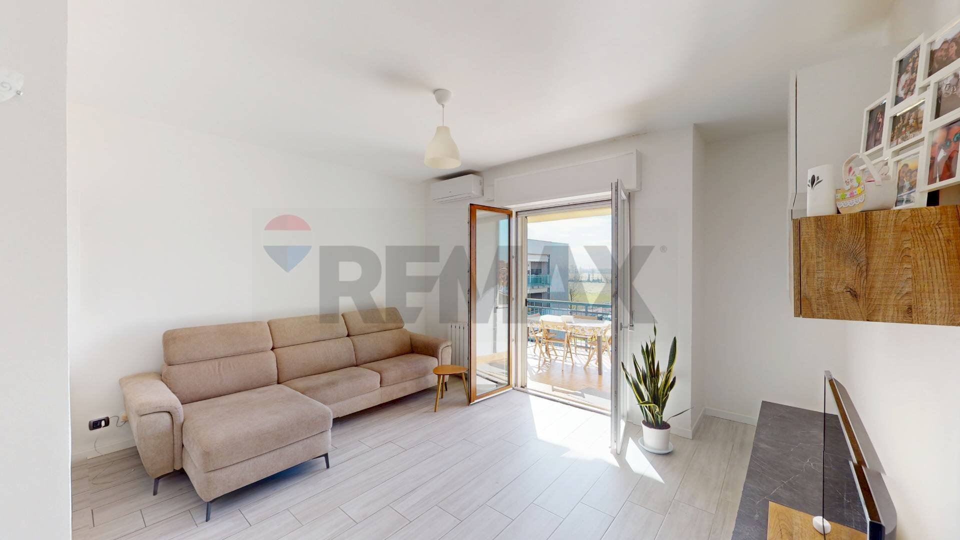 Soggiorno - Appartamento Via John Fitzgerald Kennedy
 
2, Cassina de' Pecchi - foto 3