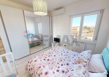 Camera / camera da letto - Three-room apartment Via John Fitzgerald Kennedy
2, Cassina de' Pecchi - photo 26