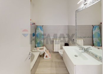 Bagno - Three-room apartment Via John Fitzgerald Kennedy
2, Cassina de' Pecchi - photo 28