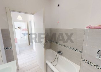 Bagno - Three-room apartment Via John Fitzgerald Kennedy
2, Cassina de' Pecchi - photo 31