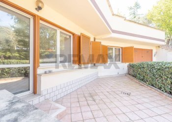 Terrazza - Casa semi indipendente Via Fosso della Castelluccia
 
82, Roma - foto 7