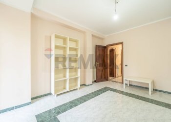 Stanza vuota - Casa semi indipendente Via Fosso della Castelluccia
 
82, Roma - foto 26