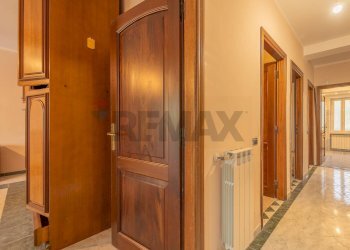 Hall / corridoio - Casa semi indipendente Via Fosso della Castelluccia
 
82, Roma - foto 27