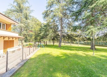 Giardino - Casa semi indipendente Via Fosso della Castelluccia
 
82, Roma - foto 34