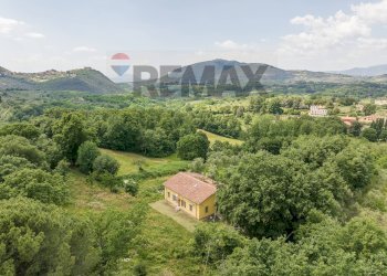 Vista delle montagne - Rustic VIA SANTA MARIA DELLE GRAZIE
 
18, Scandriglia - photo 4