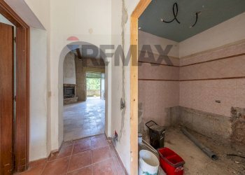 Hall / corridoio - Rustic VIA SANTA MARIA DELLE GRAZIE
 
18, Scandriglia - photo 31
