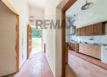 Hall / corridoio - Rustic VIA SANTA MARIA DELLE GRAZIE
 
18, Scandriglia - photo 33