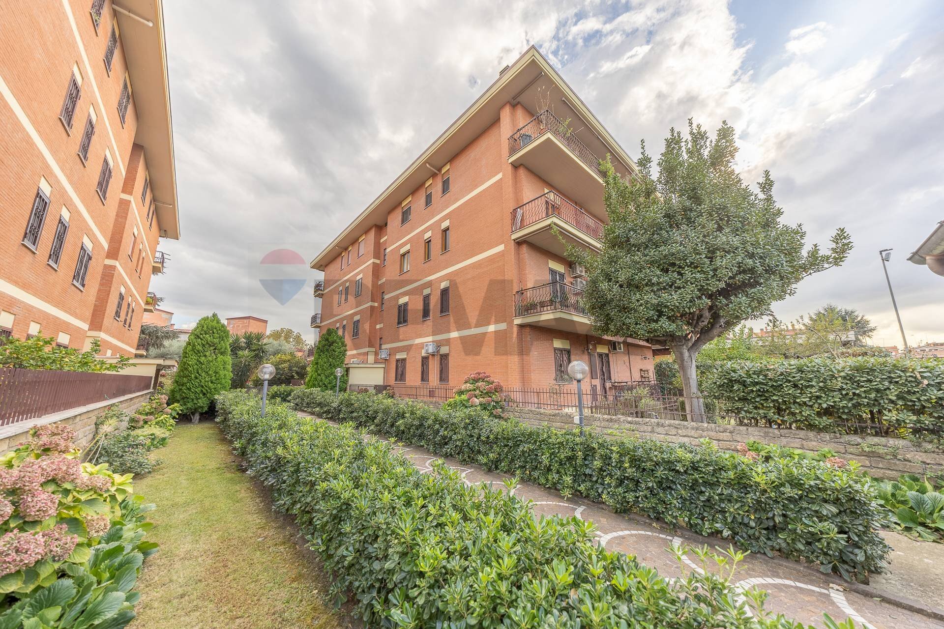 Edificio all\'aperto - Four-room apartment Via Icaro
 
8, Ciampino - photo 1
