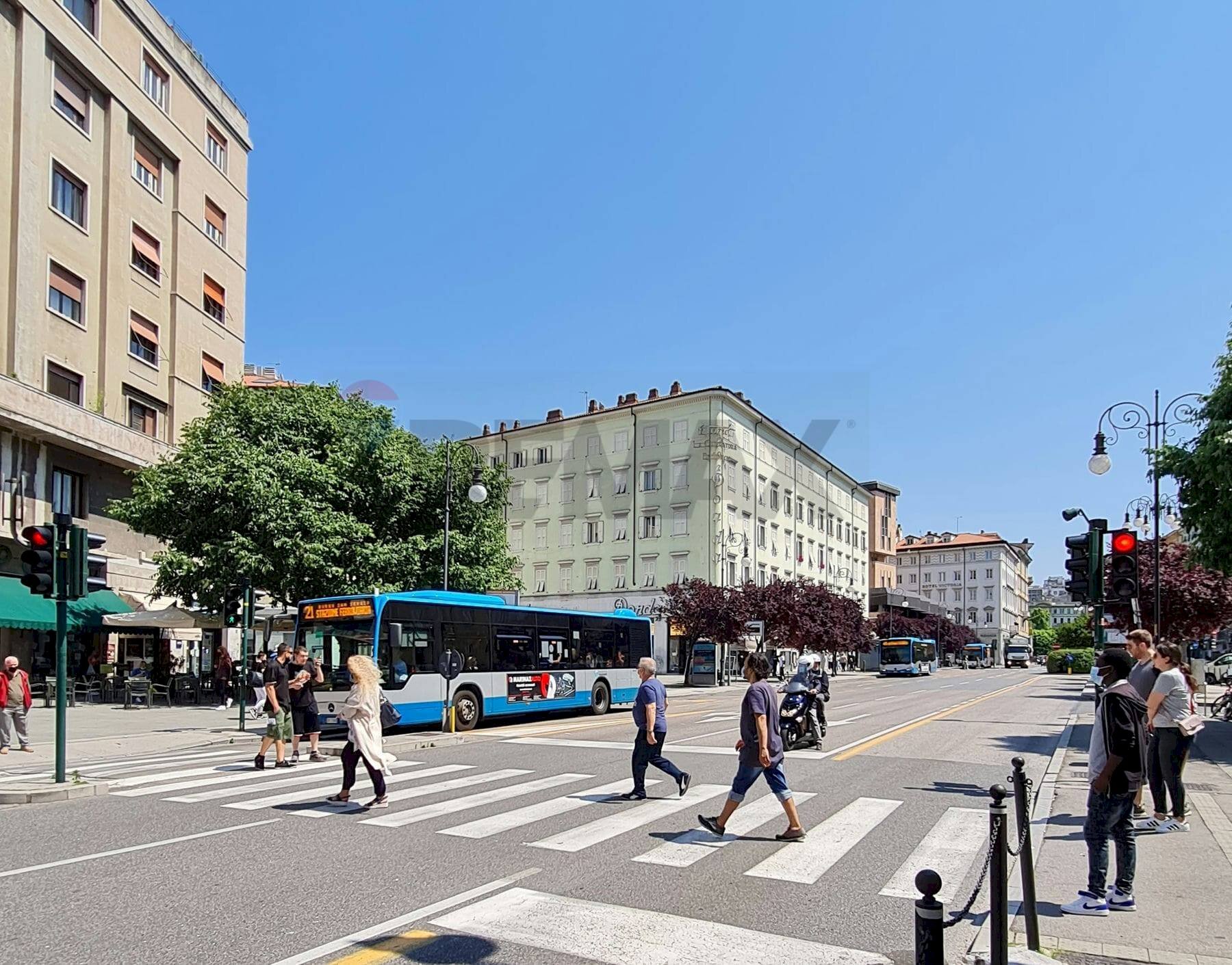 Edificio all\'aperto - Commercial Activity Trieste - photo 3