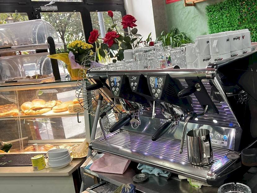 Dispensa di stoccaggio - Attività Commerciale Piazza Giuseppe Garibaldi
 
11, Trieste - foto 3