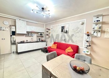 Sala da pranzo - Three-room apartment Via Sant'Antonio
 
8, Terranuova Bracciolini - photo 3