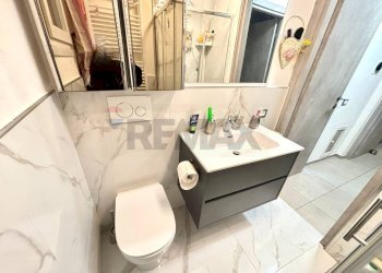 Bagno - Three-room apartment Via Sant'Antonio
 
8, Terranuova Bracciolini - photo 12
