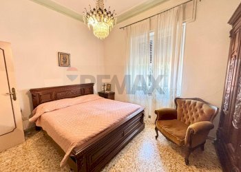 Camera / camera da letto - Casa indipendente Via Cicogna
 
63, Terranuova Bracciolini - foto 18