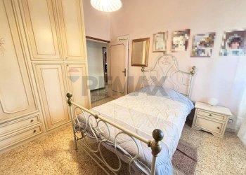 Camera / camera da letto - Casa indipendente Via Cicogna
 
63, Terranuova Bracciolini - foto 26