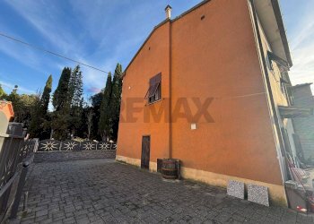 Edificio all\'aperto - Casa indipendente Via Cicogna
 
63, Terranuova Bracciolini - foto 30