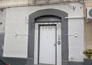 Edificio all\'aperto - Casa semi indipendente via abate ferrara
 
55, Catania - foto 1