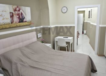 Camera / camera da letto - Casa semi indipendente via abate ferrara
 
55, Catania - foto 4