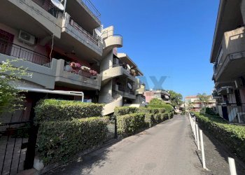 Edificio all\'aperto - Appartamento Via della Fiera Franca - Capomulini
 
23, Acireale - foto 8
