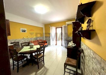 Sala da pranzo - Appartamento Via della Fiera Franca - Capomulini
 
23, Acireale - foto 11