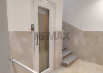 Scale - Appartamento Viale Mario Rapisardi
 
98, Catania - foto 17