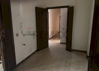 Hall / corridoio - Appartamento Via Noviziato Casazza
 
58, Messina - foto 8