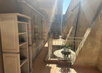 Balcone - Appartamento Via Noviziato Casazza
 
58, Messina - foto 12