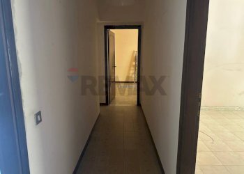 Hall / corridoio - Appartamento Via Noviziato Casazza
 
58, Messina - foto 25