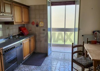 Cucina - Appartamento Via Longano
 
37, Barcellona Pozzo di Gotto - foto 5