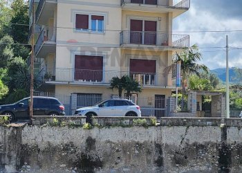 Edificio all\'aperto - Appartamento Via Longano
 
37, Barcellona Pozzo di Gotto - foto 15