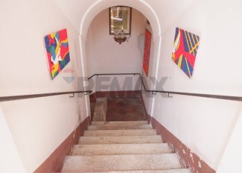 Scale - Semi-detached Villa Caserta - photo 44