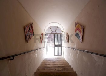 Scale - Semi-detached Villa Caserta - photo 45