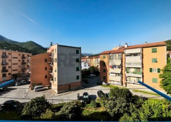 Edificio all\'aperto - Four-room apartment Vado Ligure - photo 2