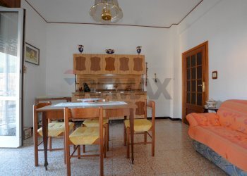 Sala da pranzo - Four-room apartment Vado Ligure - photo 7