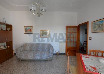 Sala da pranzo - Four-room apartment Vado Ligure - photo 9