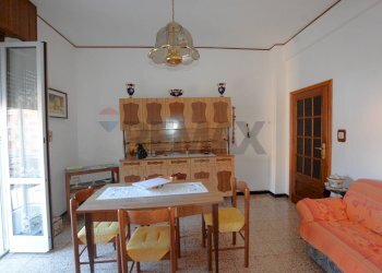 Sala da pranzo - Four-room apartment Vado Ligure - photo 23