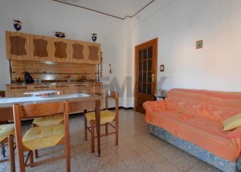 Sala da pranzo - Four-room apartment Vado Ligure - photo 24