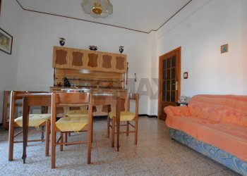 Sala da pranzo - Four-room apartment Vado Ligure - photo 26