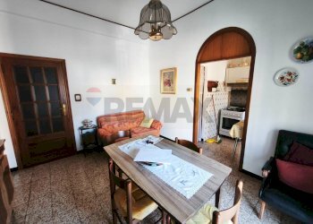 Sala da pranzo - Four-room apartment Vado Ligure - photo 37