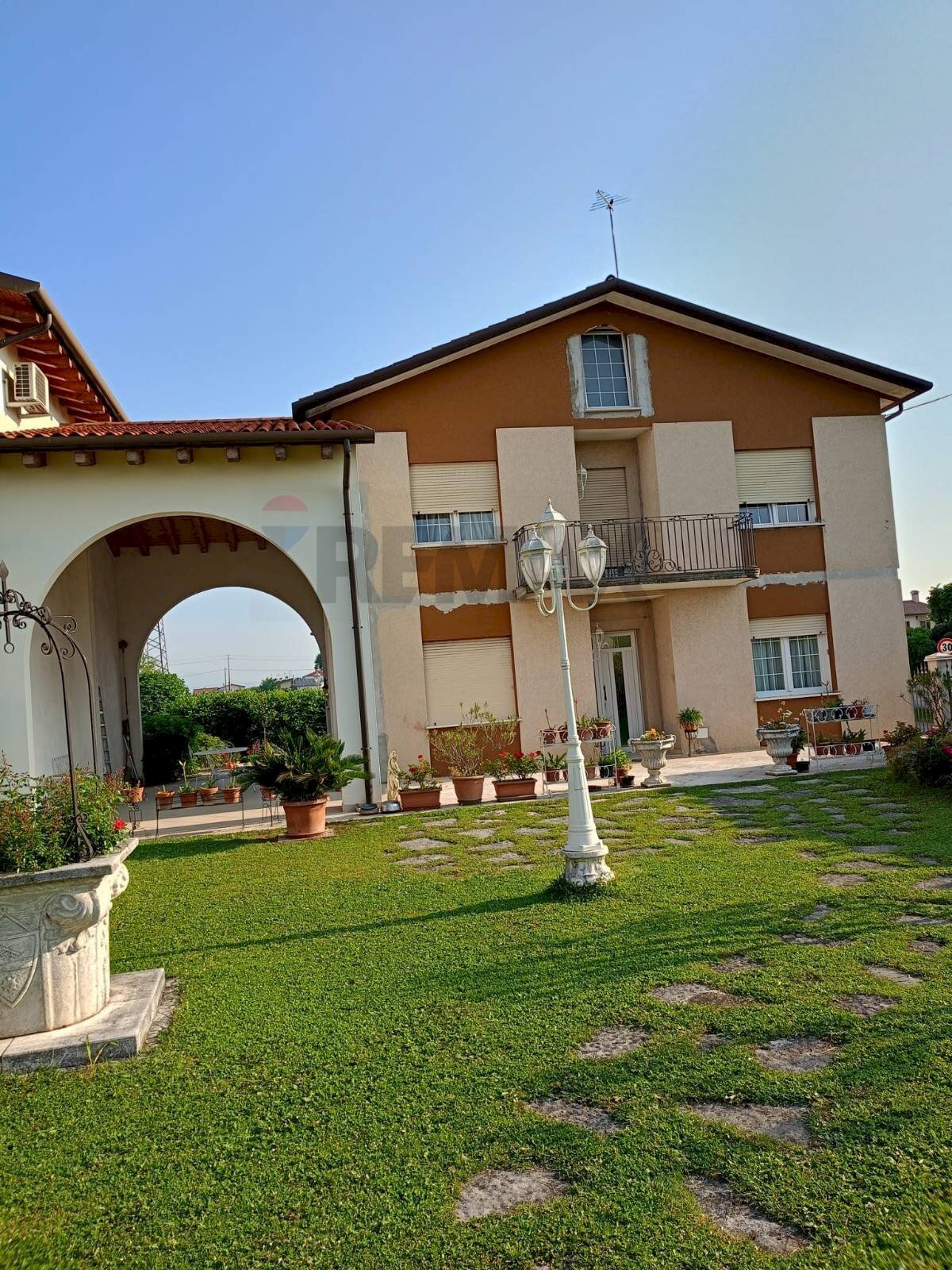 Edificio all\'aperto - Independent house Castelfranco Veneto - photo 2