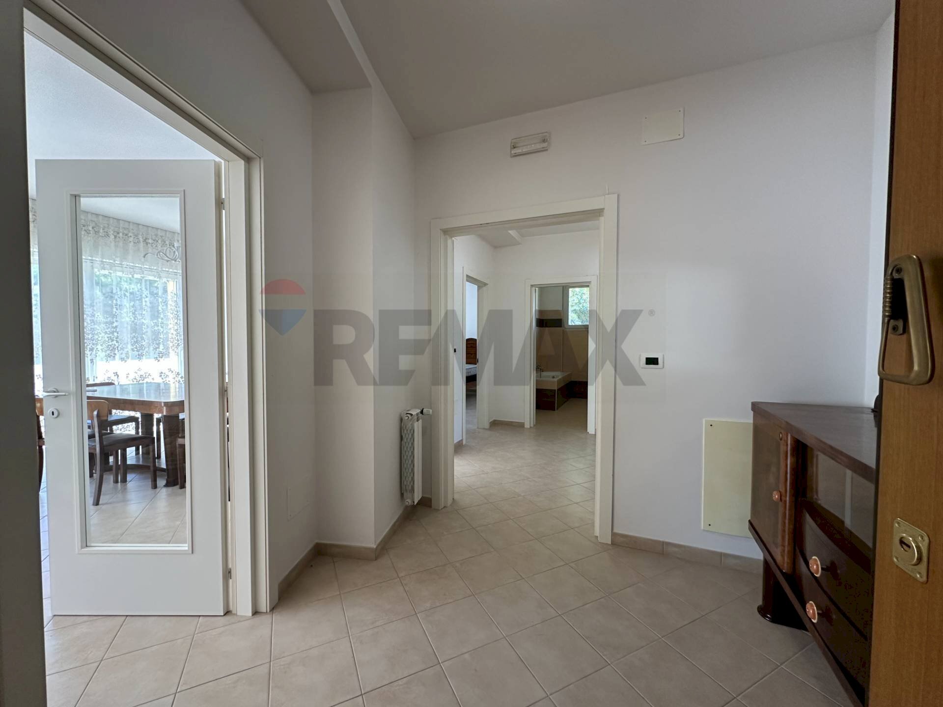 Hall / corridoio - Three-room apartment L'Aquila - photo 2