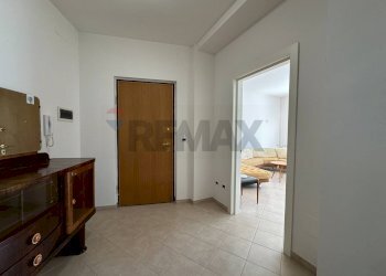Hall / corridoio - Three-room apartment L'Aquila - photo 3